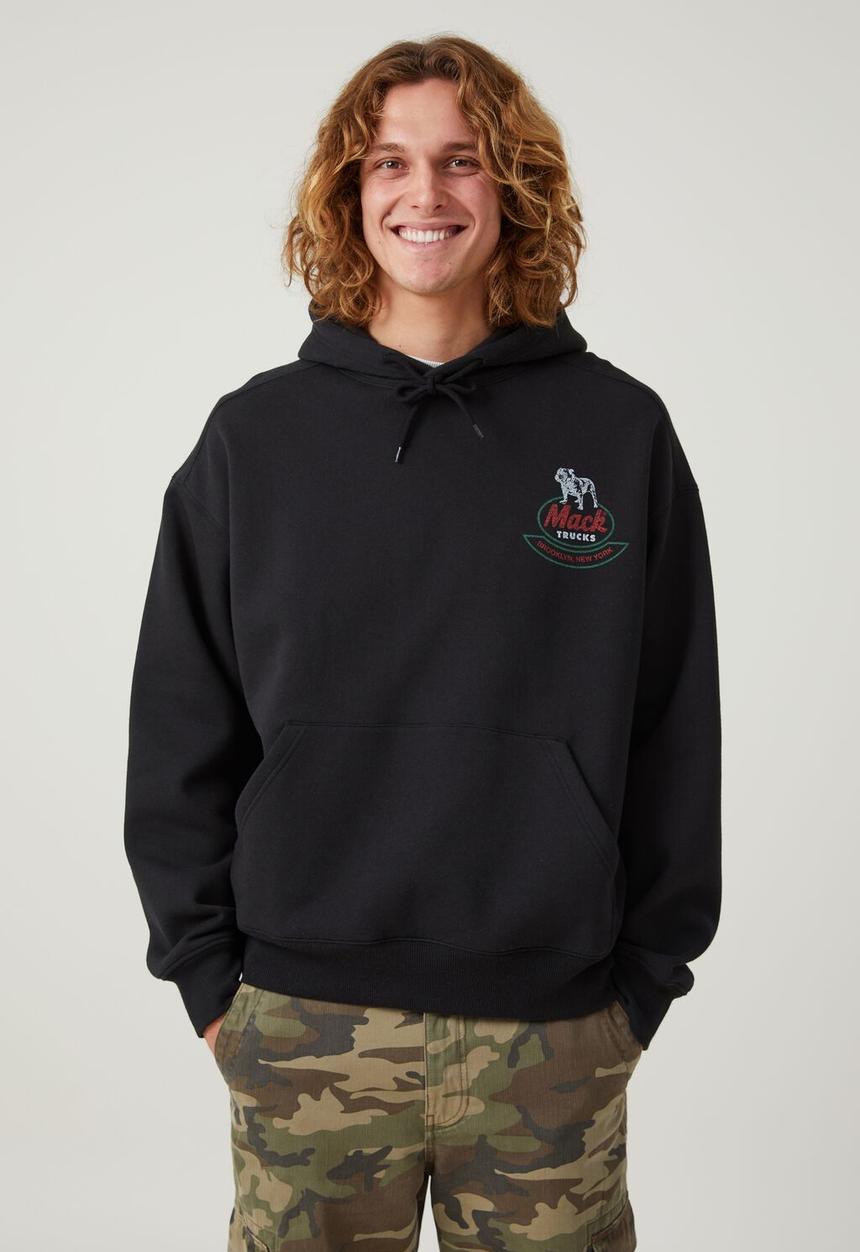 Cotton On - Mack trucks oversized hoodie - lcn mac black / built like a mac truck