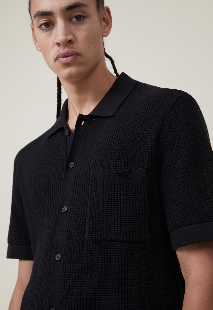 Cotton On - Pablo short sleeve shirt - black