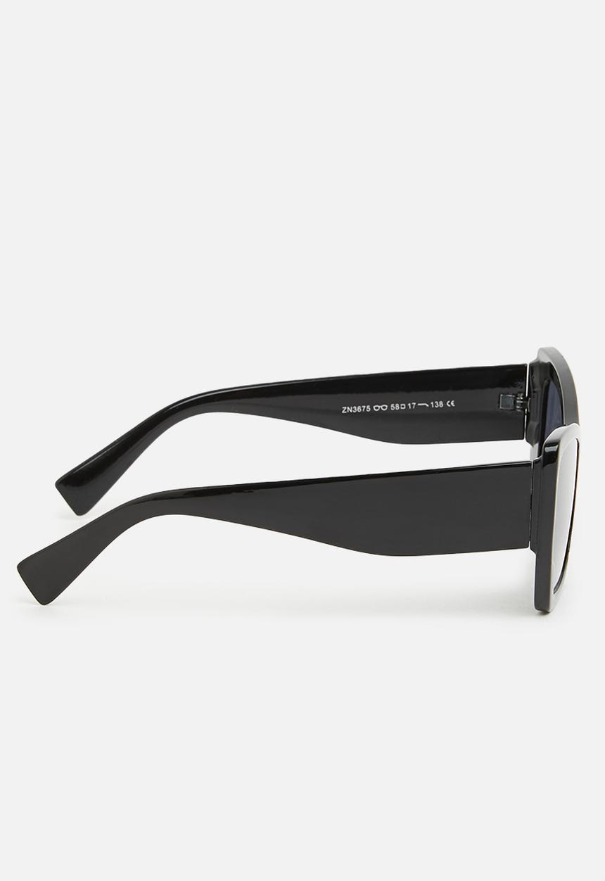 Superbalist - Malia cateye sunglasses - black