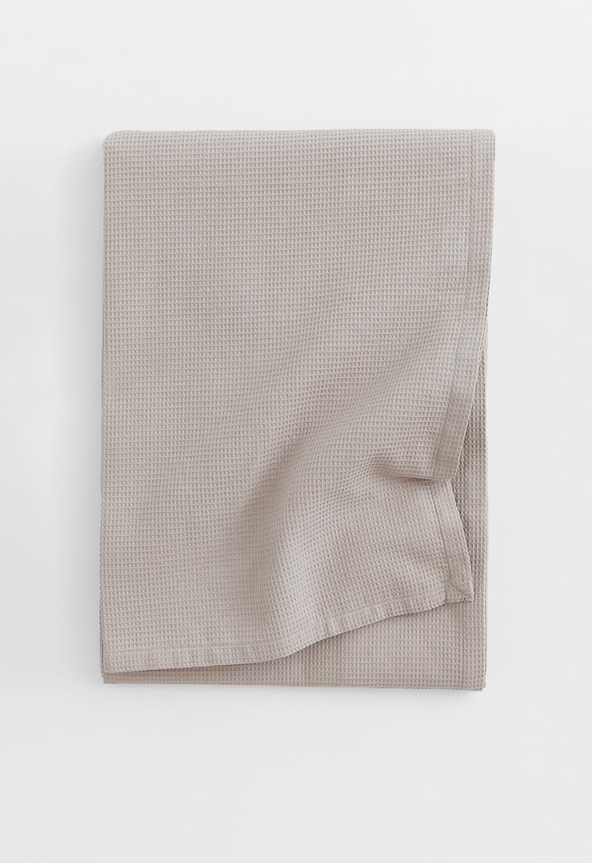 H&M - Waffled bedspread - beige