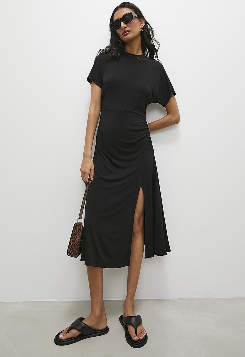 Superbalist - Grown on sleeve knit midi dress - black
