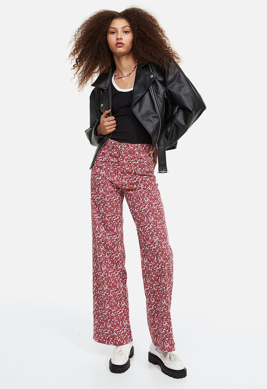 H&M - Wide twill trousers - red/floral 