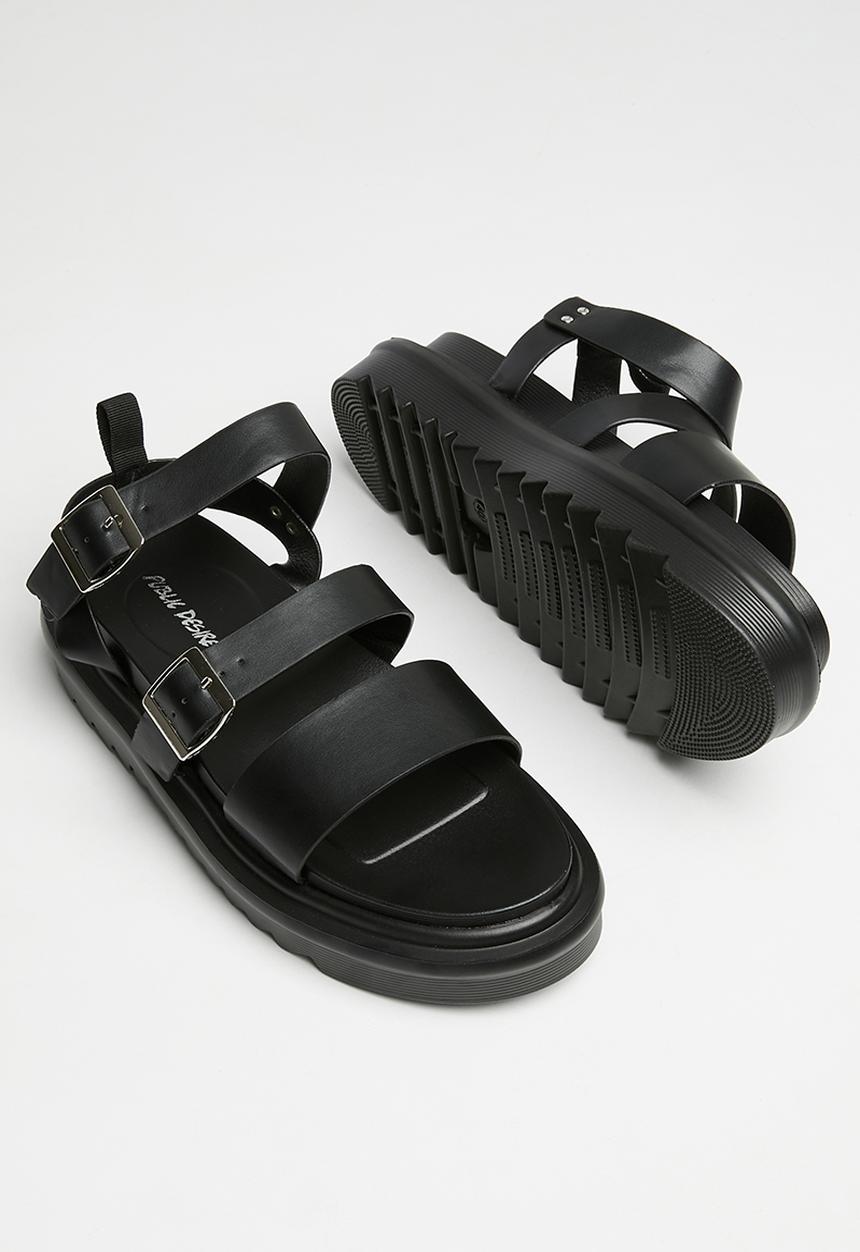 Public Desire - Macy chunky buckle sandal - black
