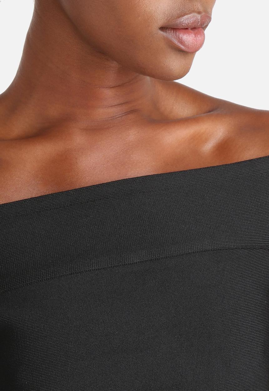Vero Moda - Sandy Fancy Off-Shoulder Top