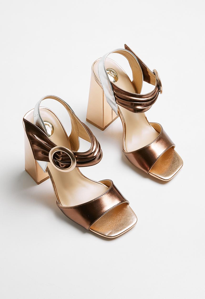 Footwork - Molly block heel - metallic multi