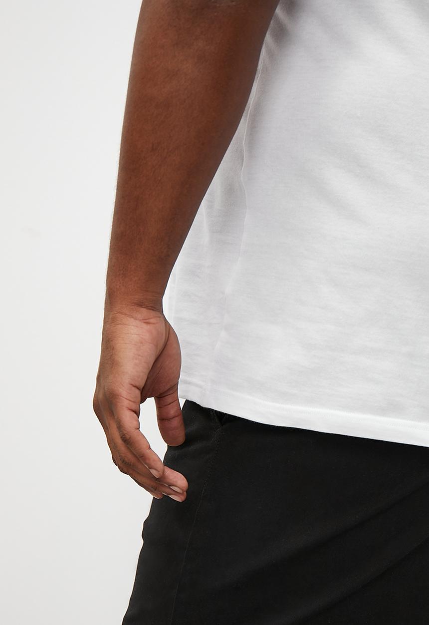Superbalist - Black rose plus graphic tee - white