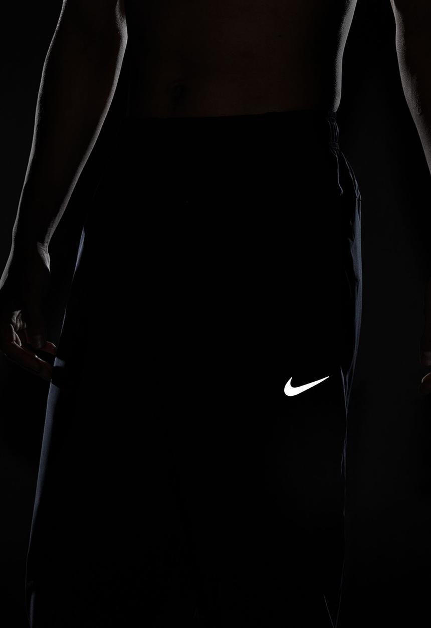 Nike - Dri-FIT Form tapered versatile pants - blue 