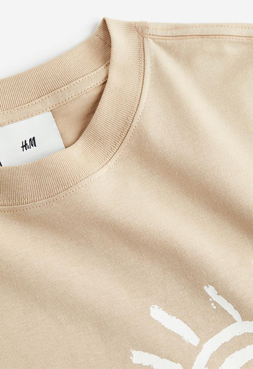 H&M - Relaxed fit printed t-shirt - beige/adventure on my mind 