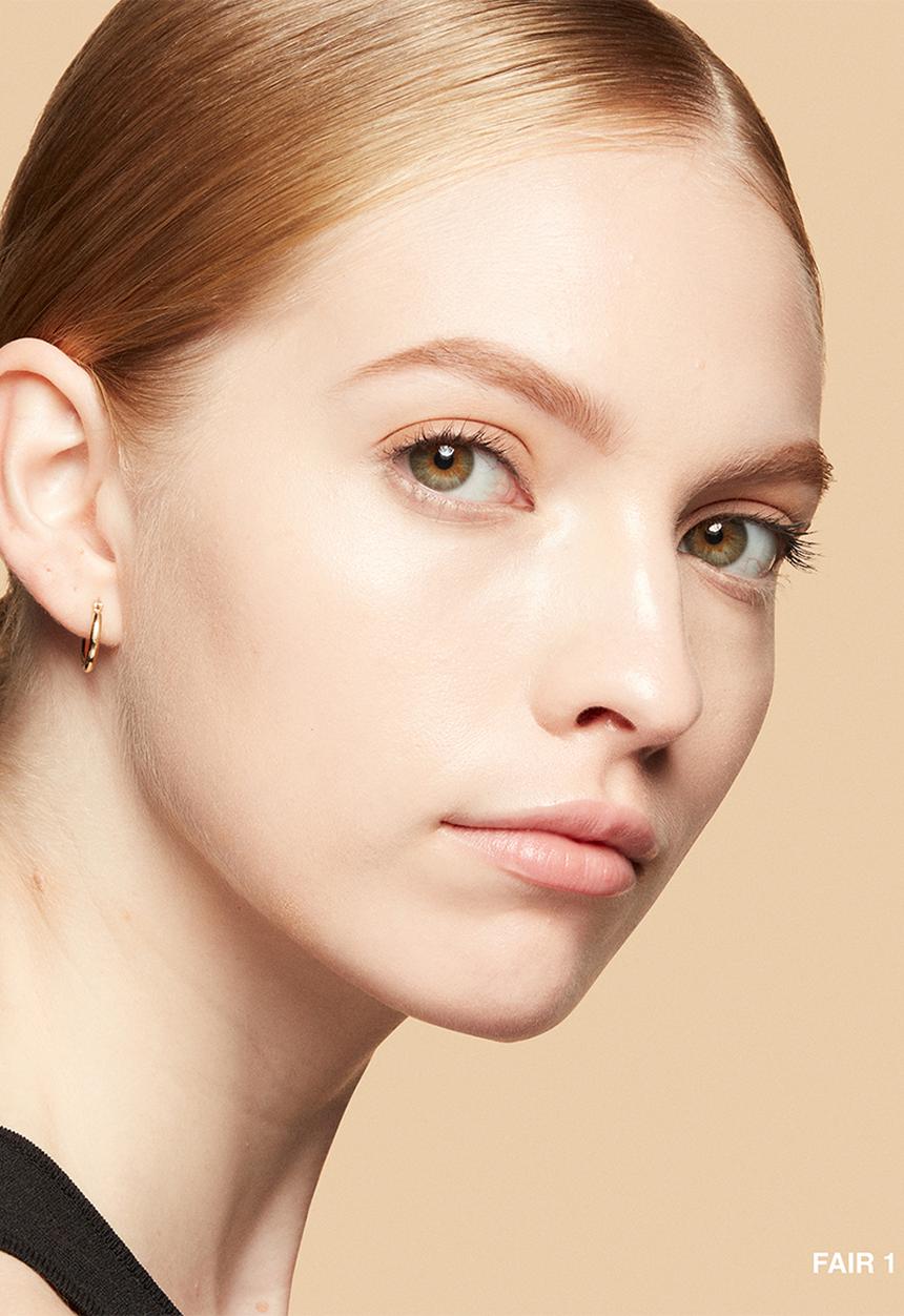 BOBBI BROWN - Vitamin Enriched Skin Tint SPF15 - Fair 1