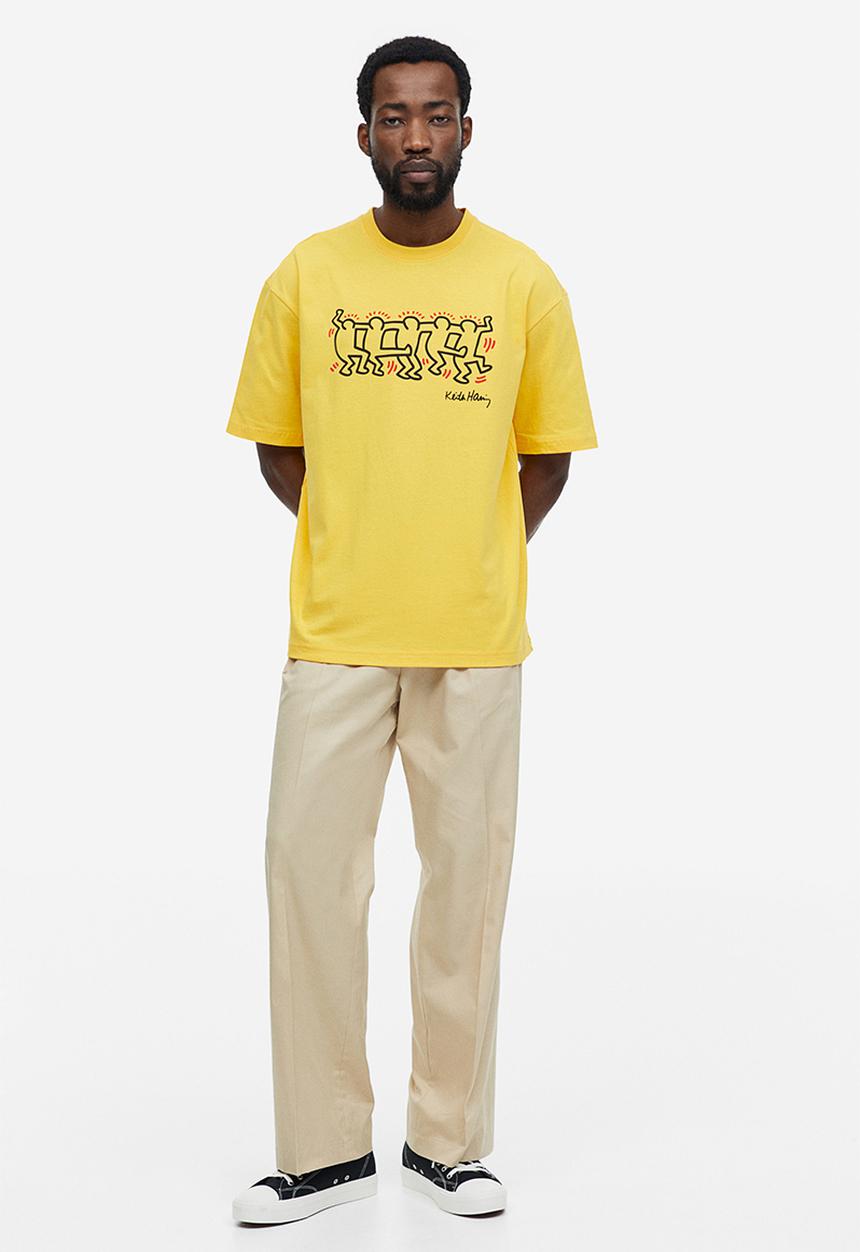 H&M - Relaxed fit printed T-shirt - yellow/keith haring