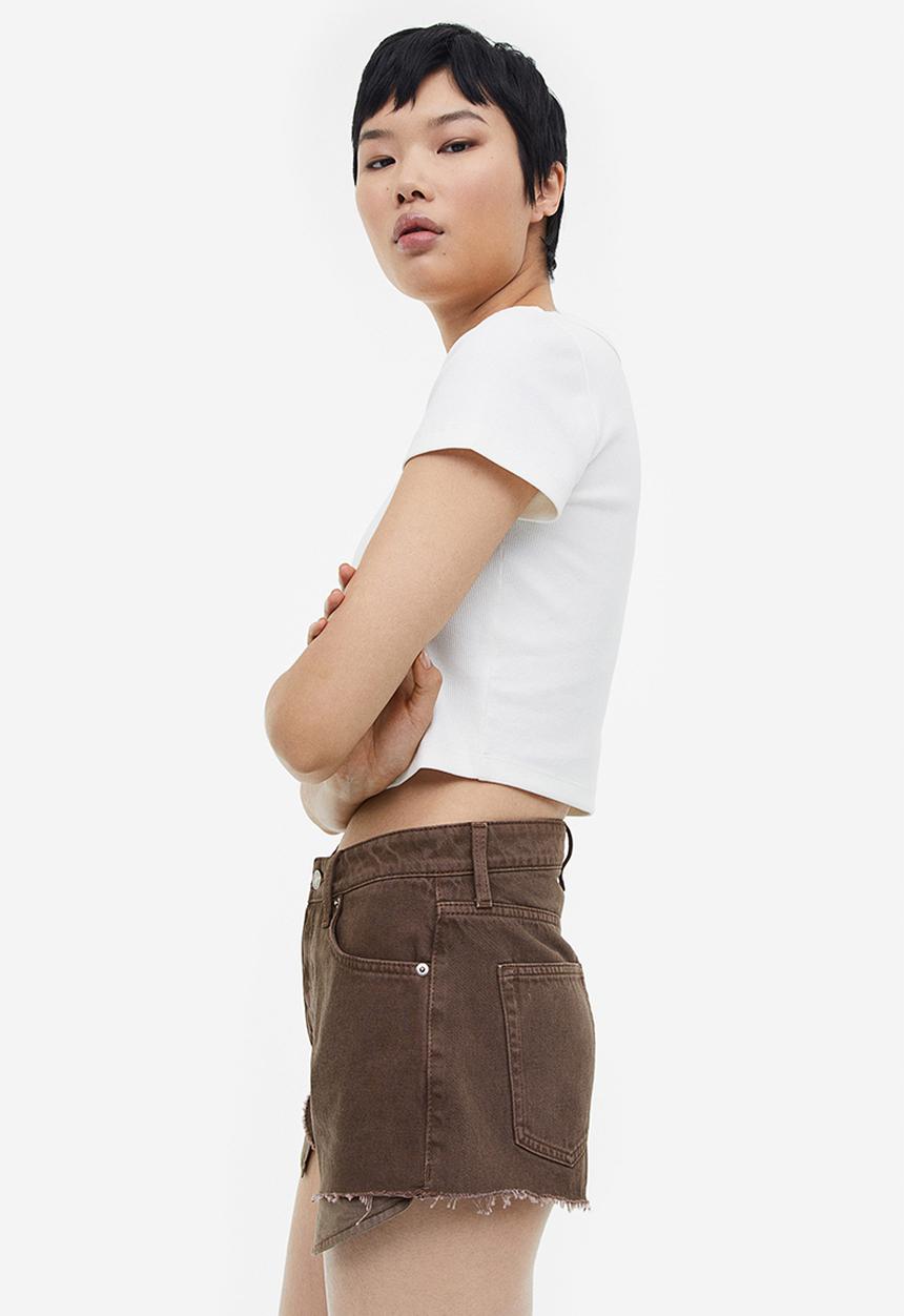 H&M - Curvy fit denim shorts - brown