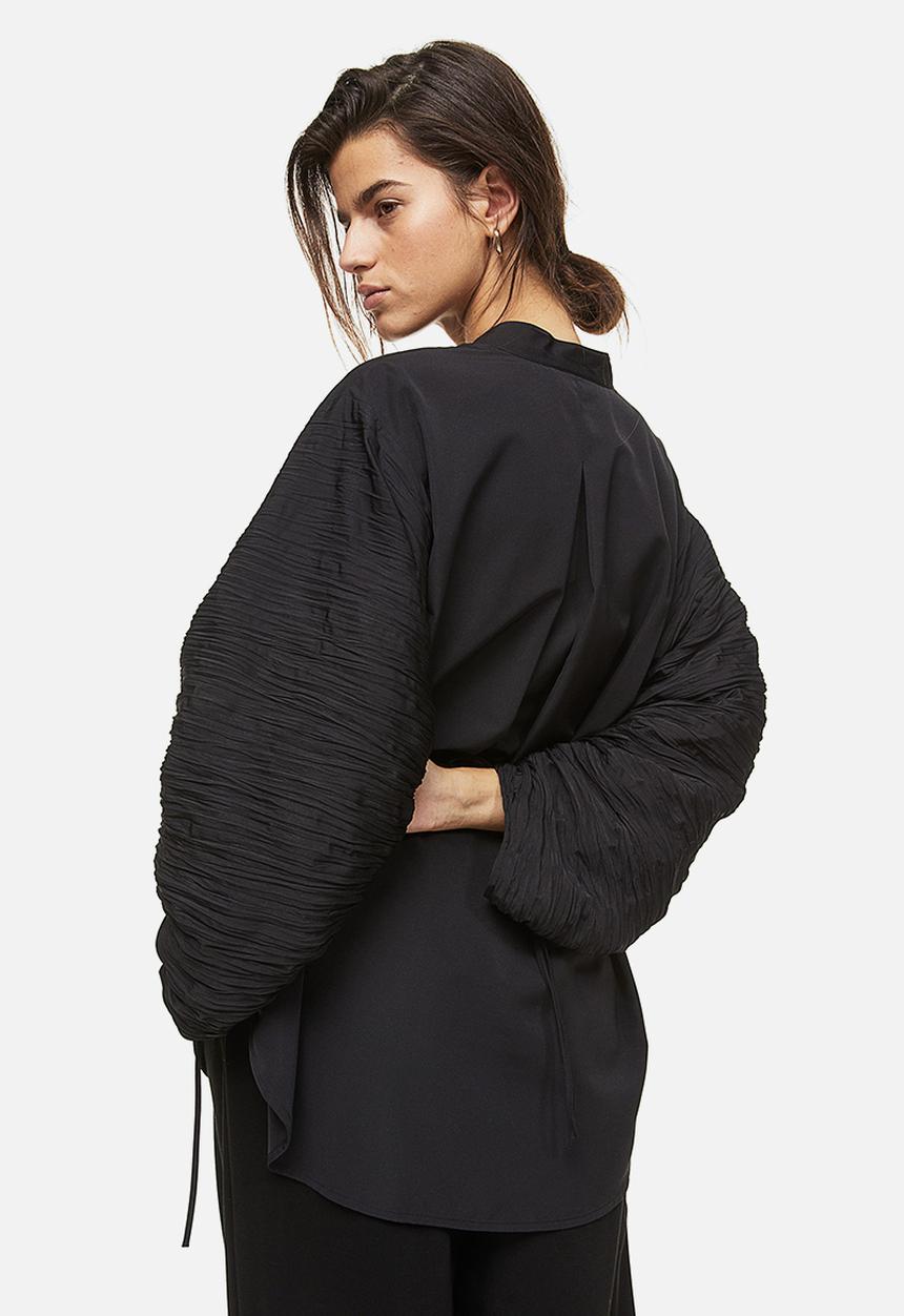 H&M - Oversized gathered-sleeve shirt - black