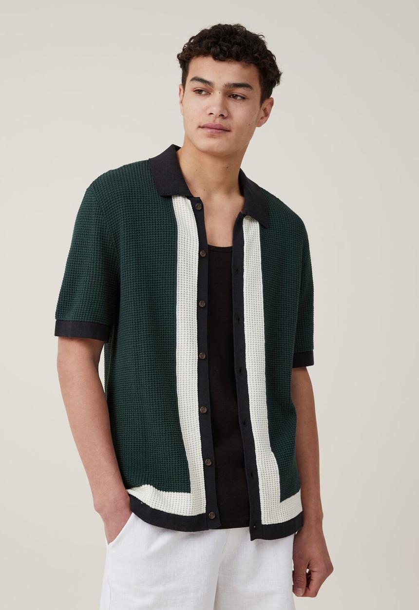 Cotton On - Pablo short sleeve shirt - green border