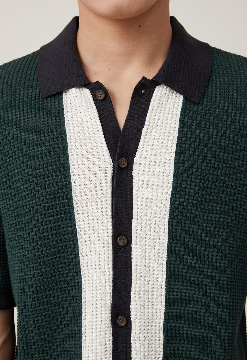 Cotton On - Pablo short sleeve shirt - green border