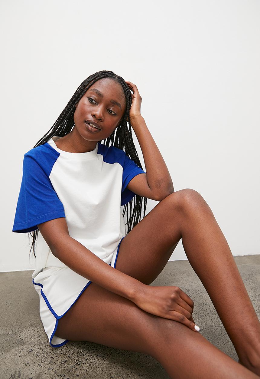 Blake - Jogger short & raglan tee - ecru & blue