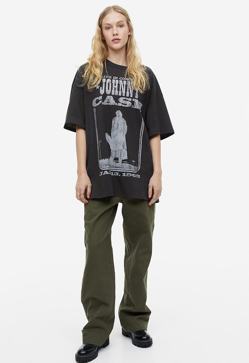H&M - Oversized printed t-shirt - dark grey/johnny cash