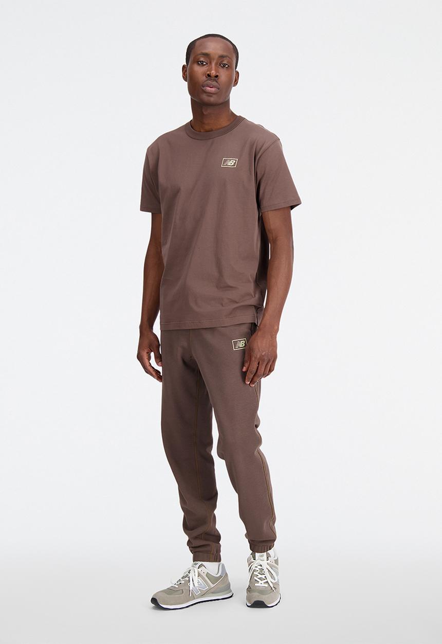 New Balance  - Nb essentials graphic tee - dark mushroom