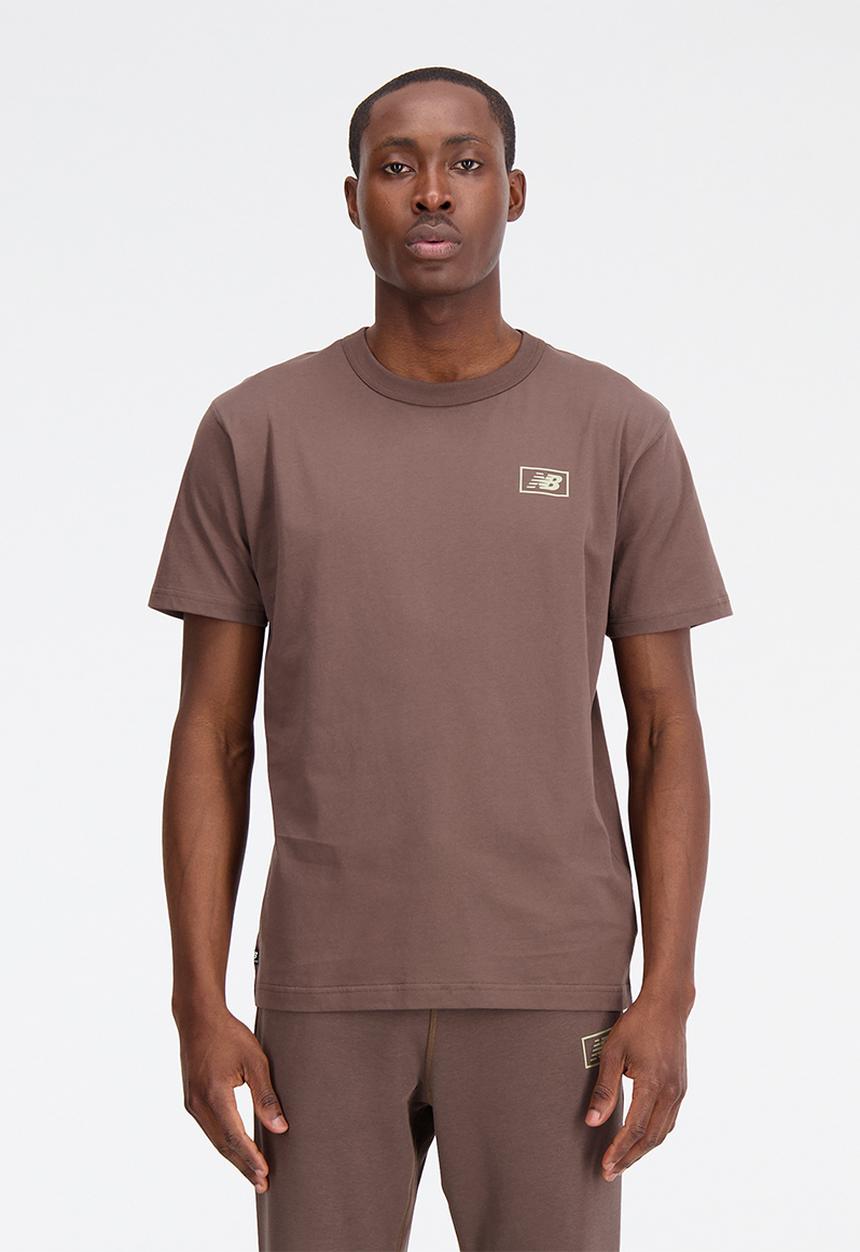New Balance  - Nb essentials graphic tee - dark mushroom