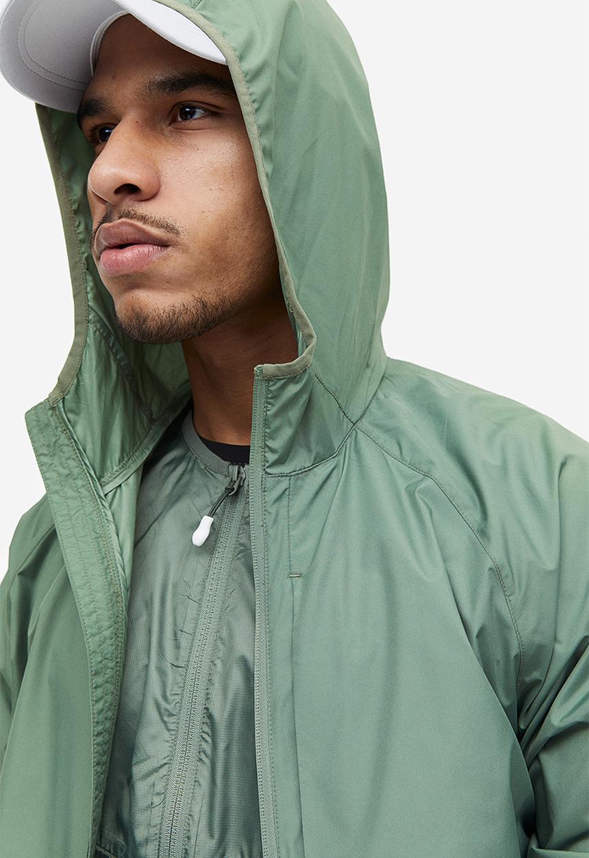 H&M - Regular fit sports windbreaker - sage green 