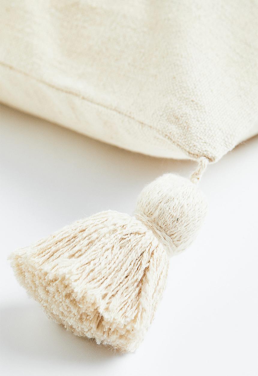 H&M - Tasselled cushion cover - light beige