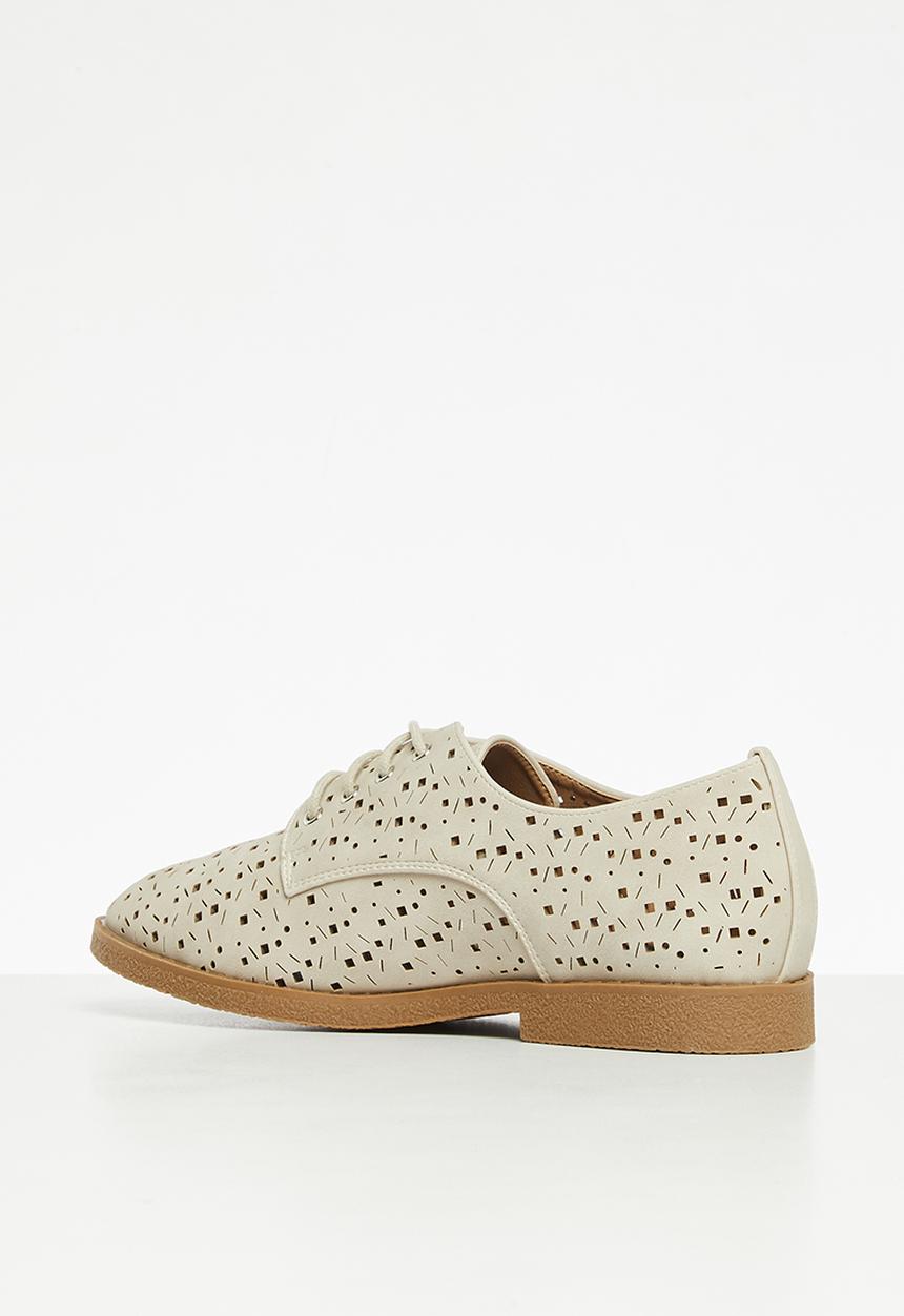 Viabeach - Vespa 13 brogue - ivory