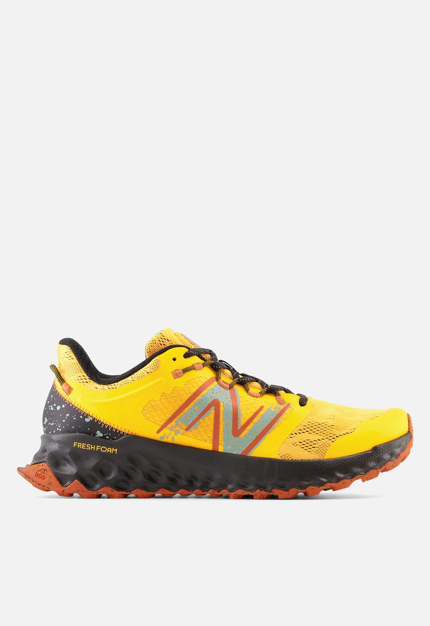 New Balance  - Fresh foam garoé