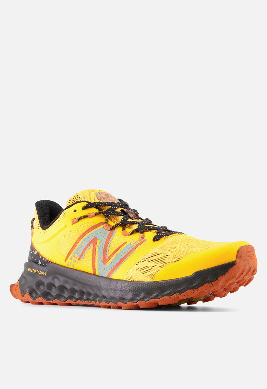 New Balance  - Fresh foam garoé