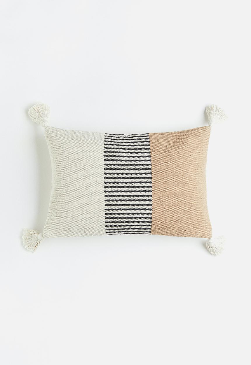 H&M - Tasselled cushion cover - beige/patterned