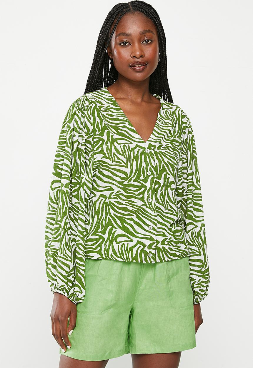 Me&B - Bellow sleeve blouse with shoulder detail - olive tiger