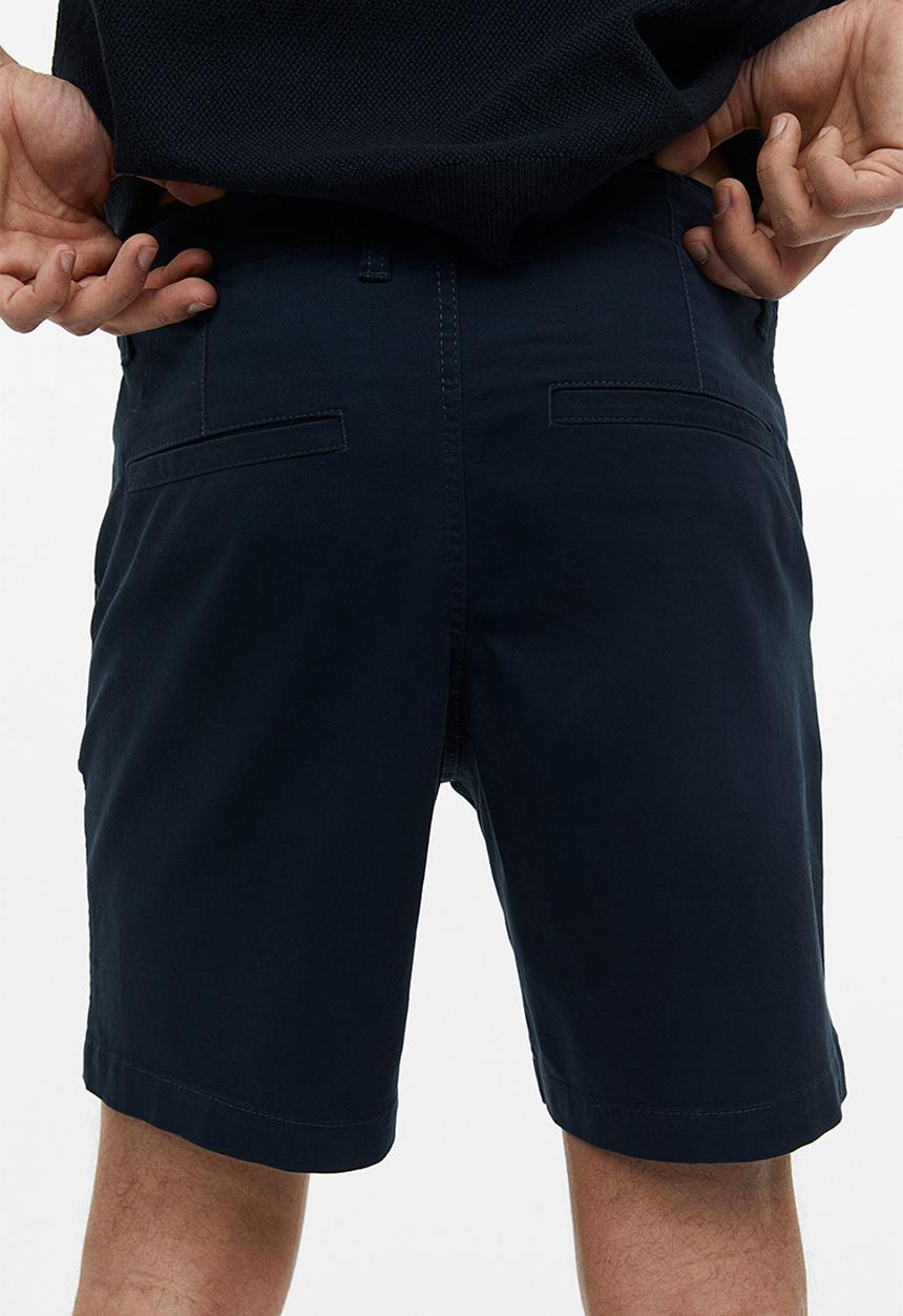 H&M - Regular fit chino shorts - blue