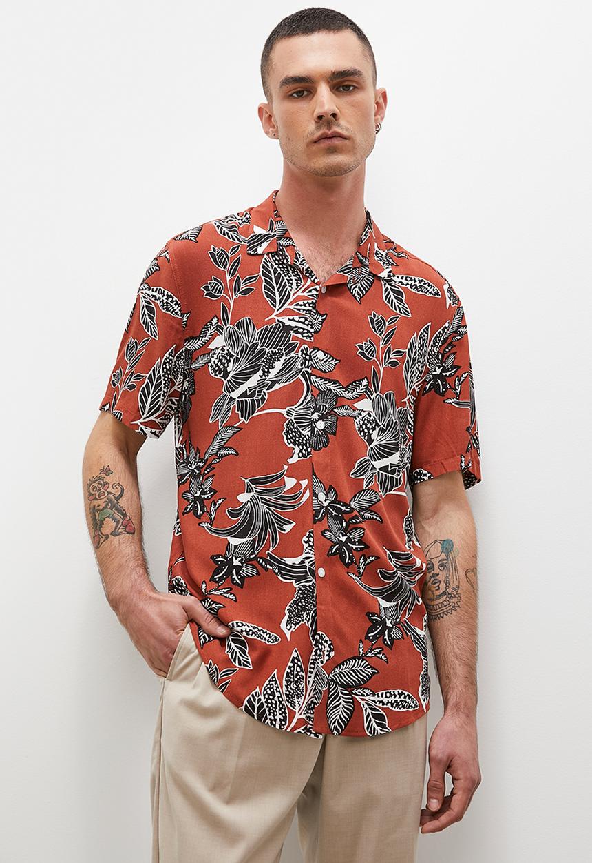Superbalist - Ethnic floral print short sleeve viscose shirt - multi