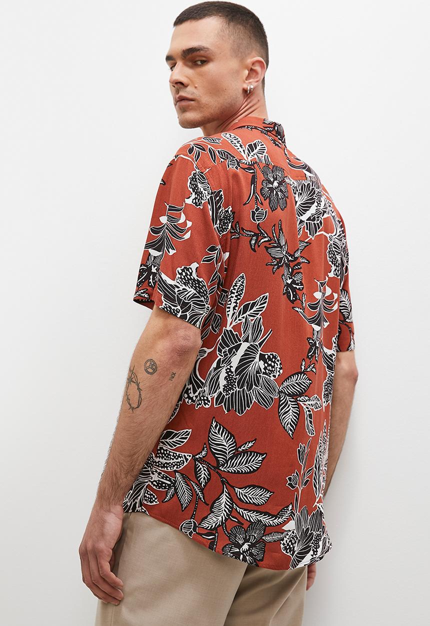 Superbalist - Ethnic floral print short sleeve viscose shirt - multi
