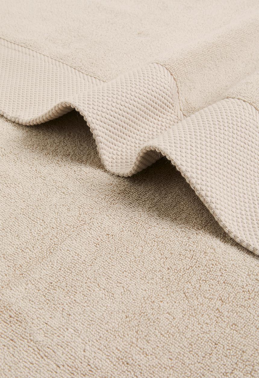Hertex Haus - Luxor bath sheet - limestone