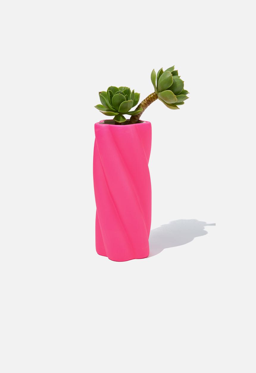 Typo - Mystic minded vase - sizzle pink