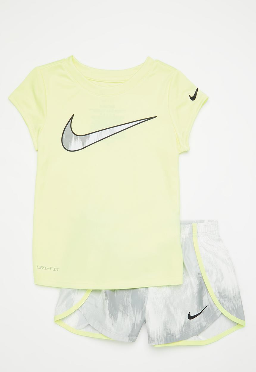 Nike - Nkg short sleeve tee & sprinter set - yellow/grey