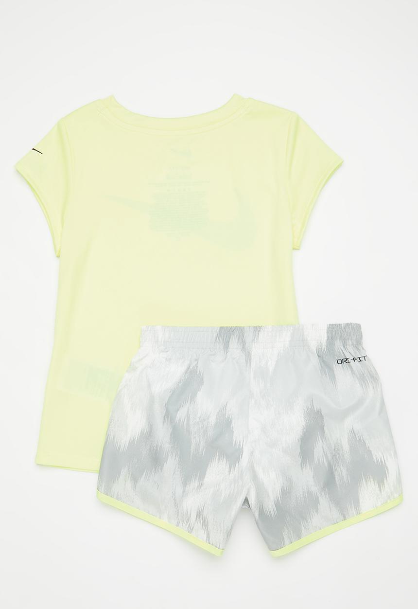 Nike - Nkg short sleeve tee & sprinter set - yellow/grey