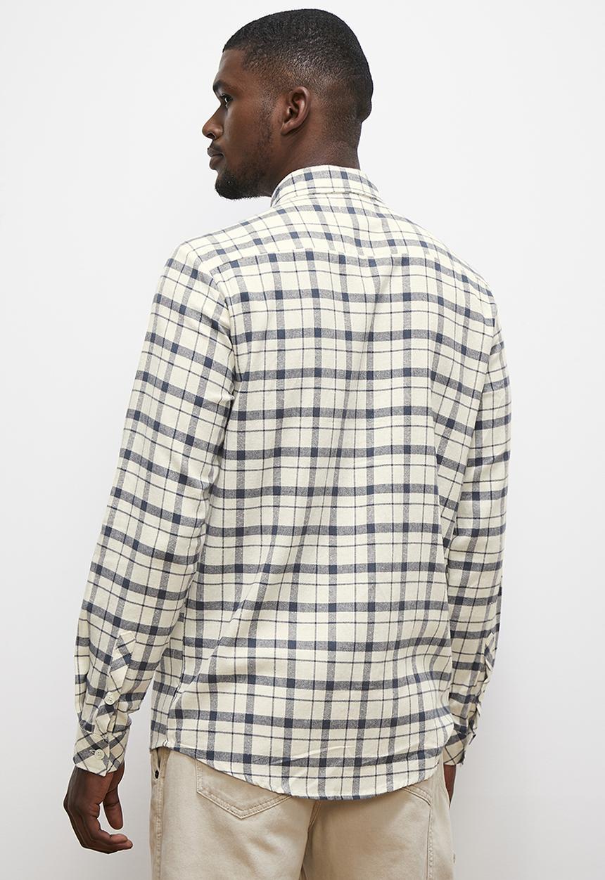 Lark & Crosse - Pocket detail long sleeve check shirt - white & navy 