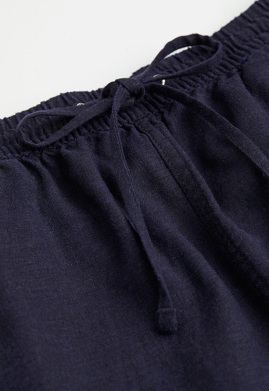 H&M - Linen-blend shorts - dark blue 