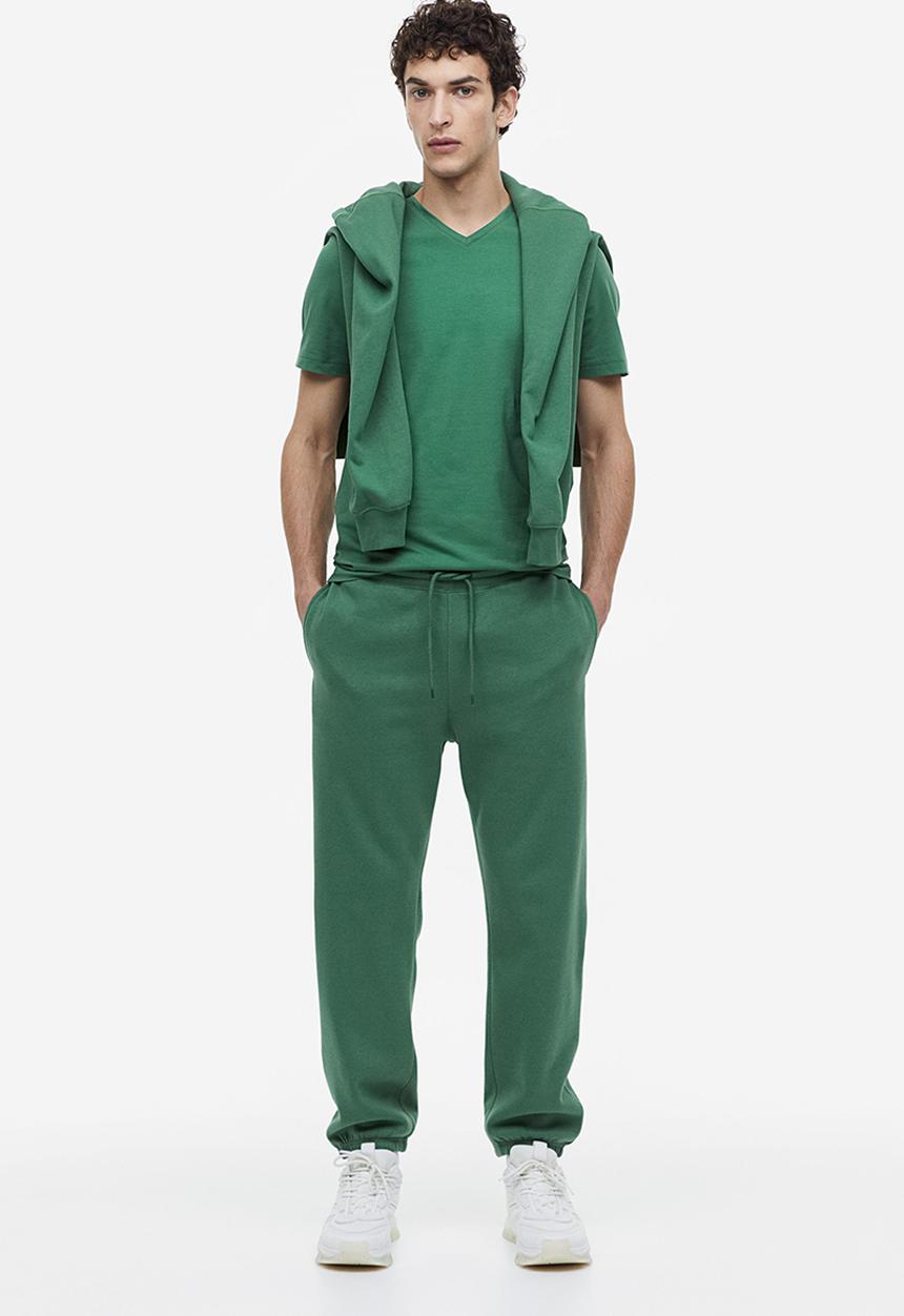 H&M - Slim fit v-neck t-shirt - green