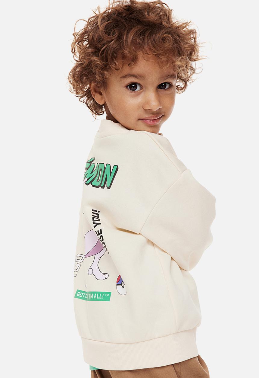 H&M - Oversized printed sweatshirt - light beige/pokémon