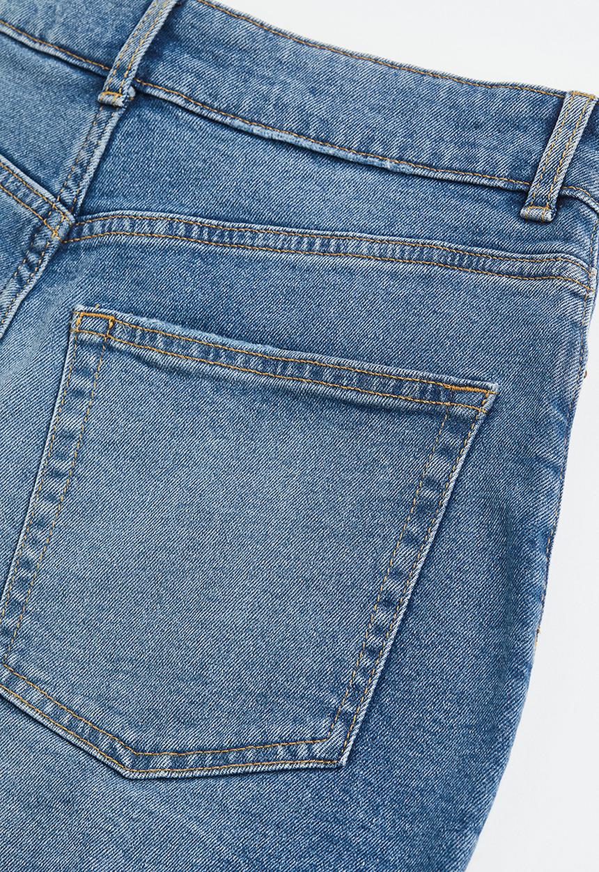 H&M - High-waisted denim shorts - denim blue