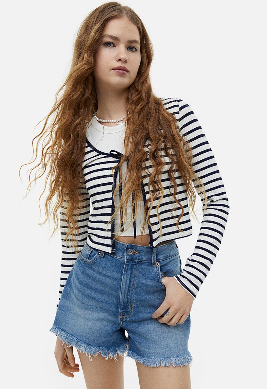 H&M - High-waisted denim shorts - denim blue