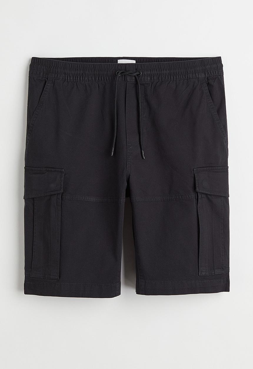 H&M - Regular fit twill cargo shorts - black