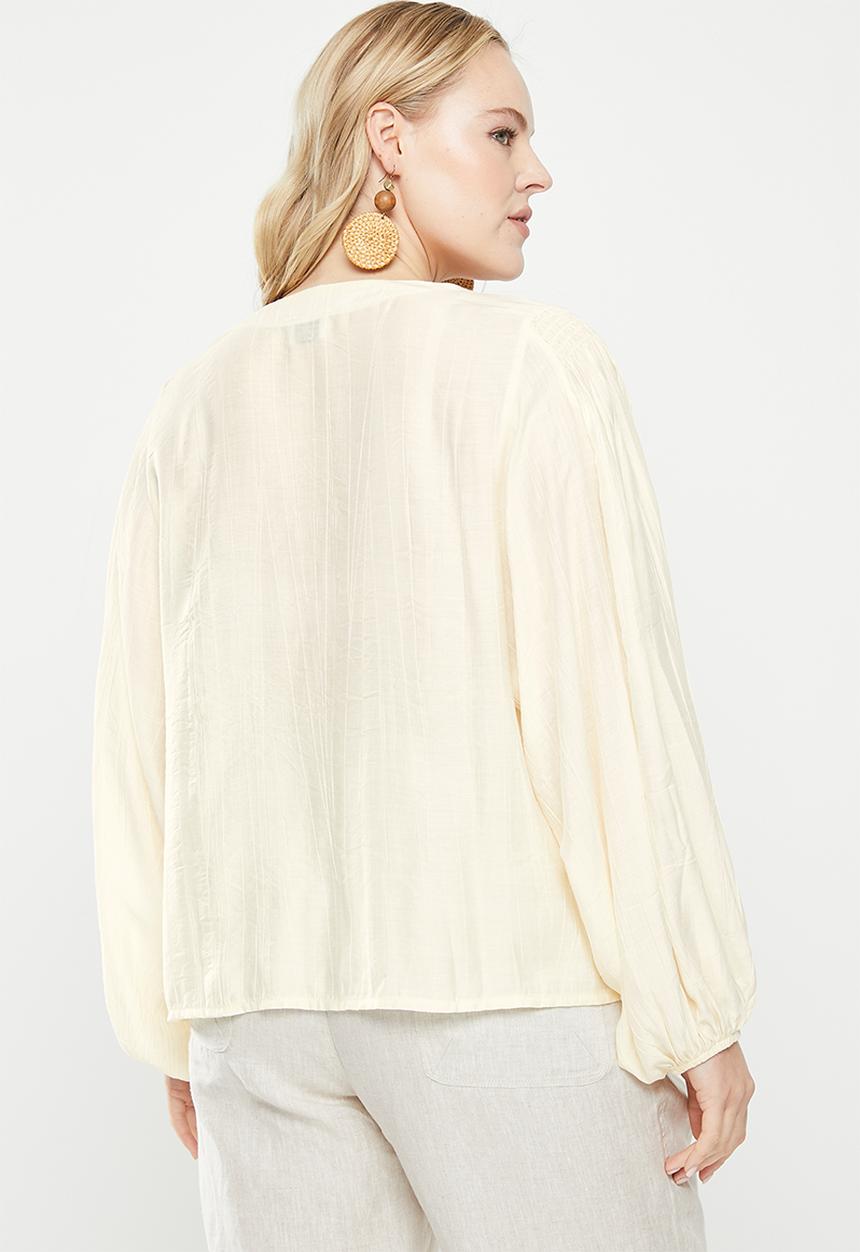 Me&B - Plus bellow sleeve blouse with shoulder detail - cream