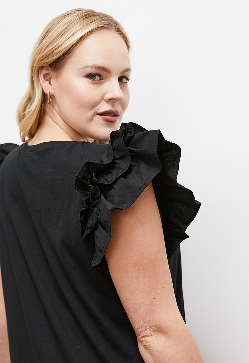 edit - Ruffle sleeve top - black