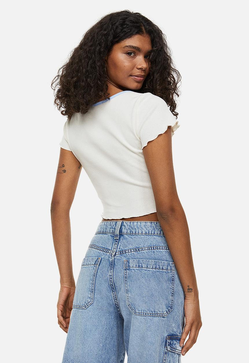 H&M - Button-front cropped top - cream