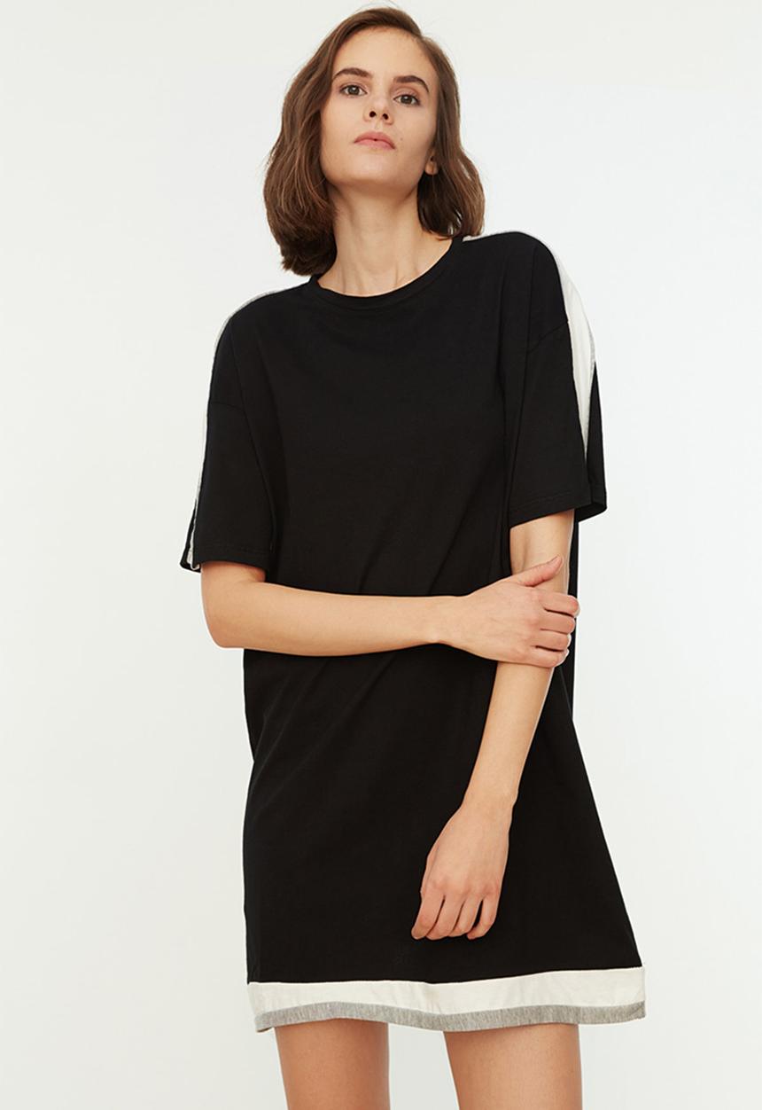 Trendyol - T-shirt dress - black