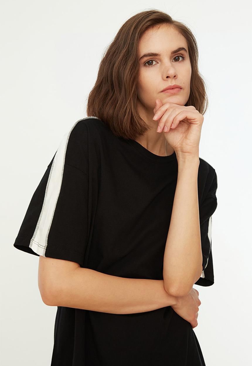 Trendyol - T-shirt dress - black