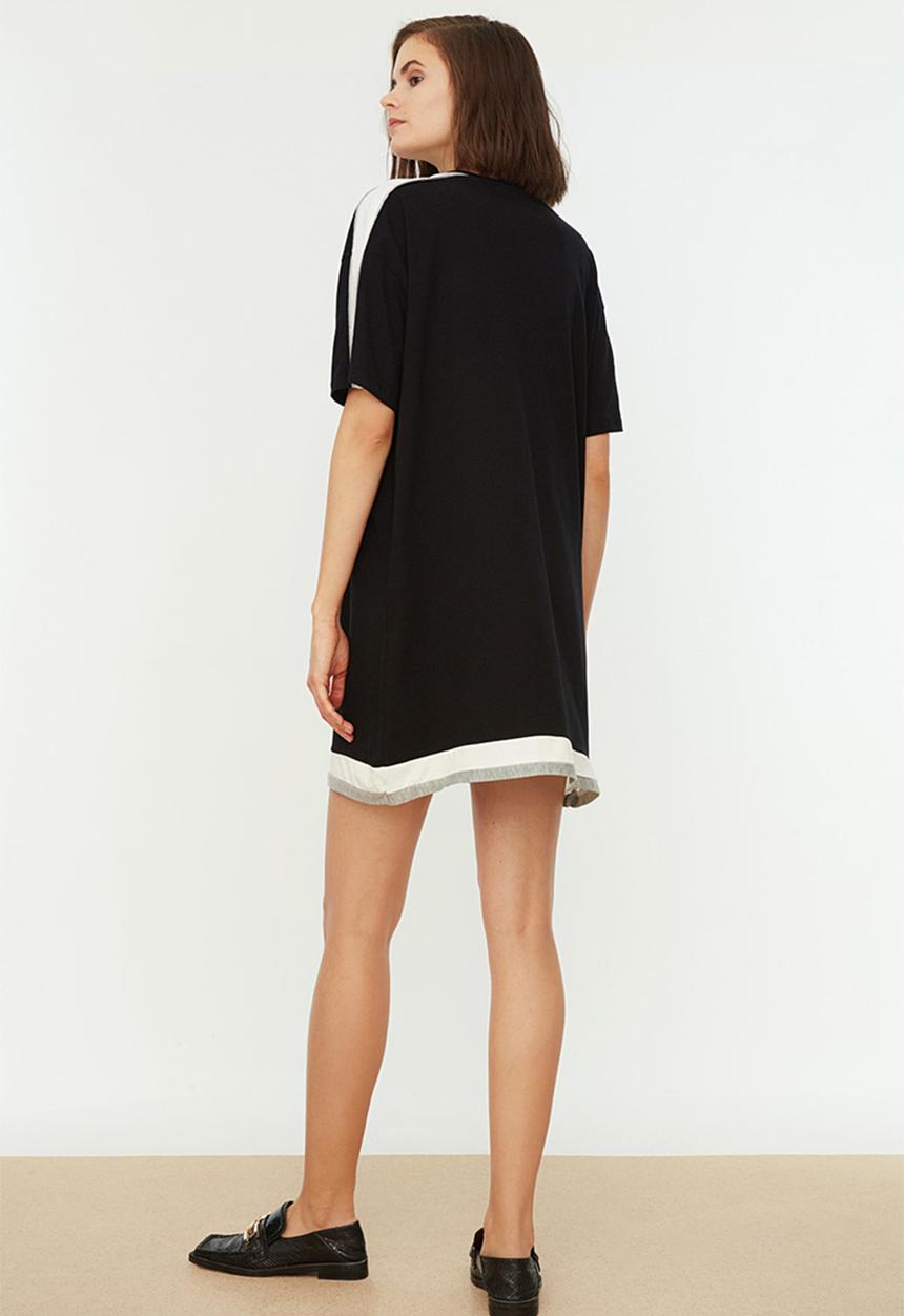 Trendyol - T-shirt dress - black