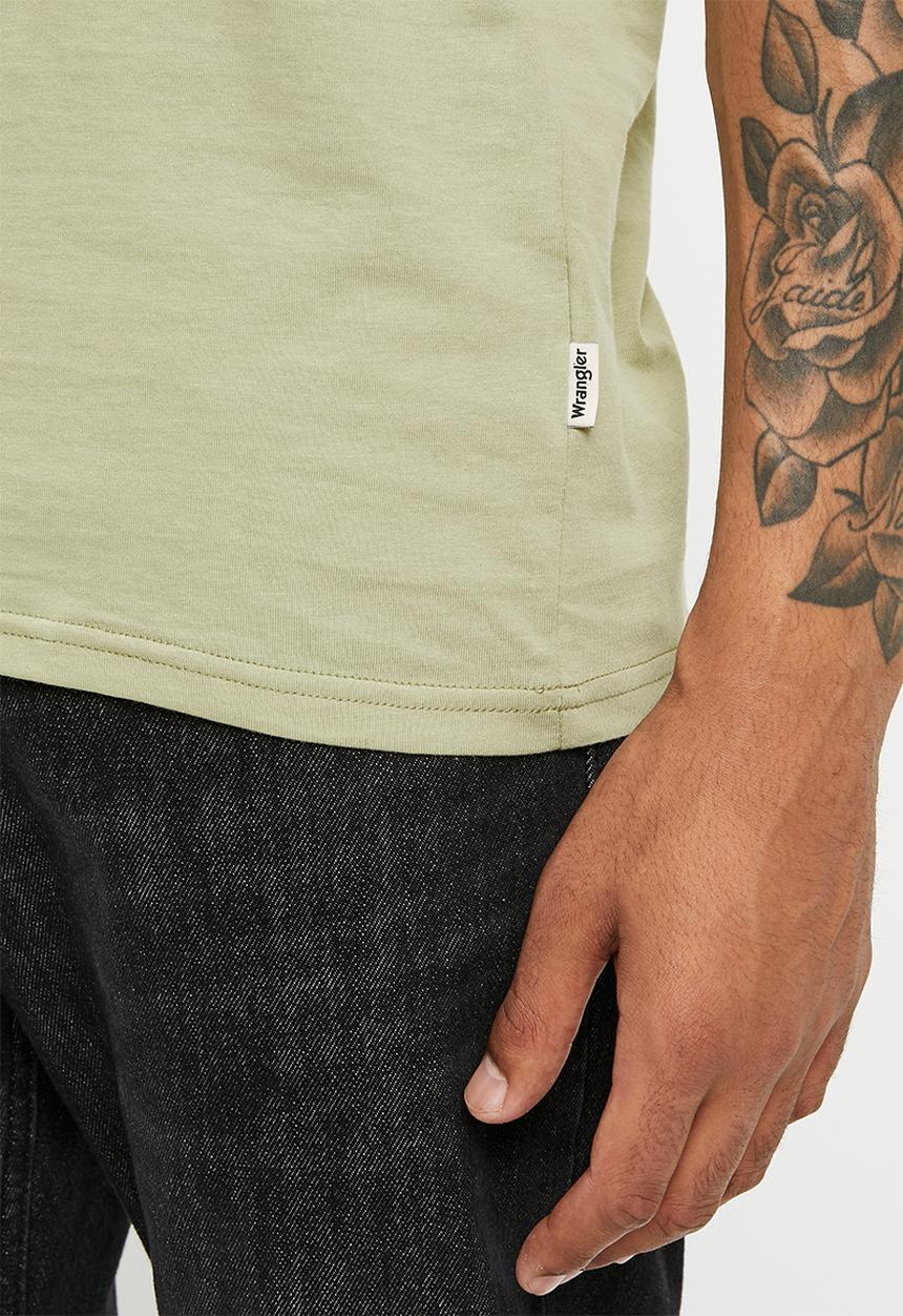 Wrangler - Small kabel tee - wheat